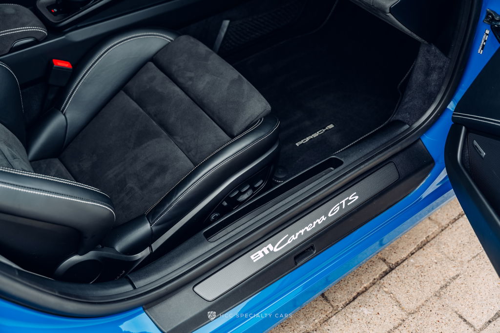 Porsche 992 Carrera GTS