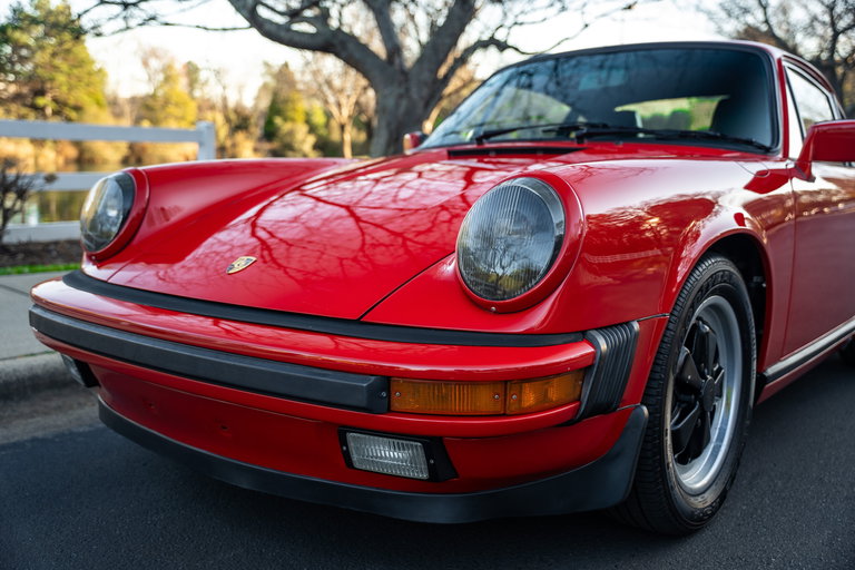 Porsche 911 Carrera 3.2