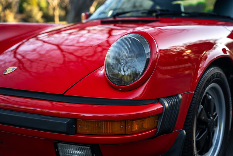 Porsche 911 Carrera 3.2
