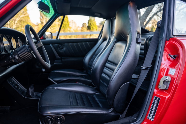 Porsche 911 Carrera 3.2