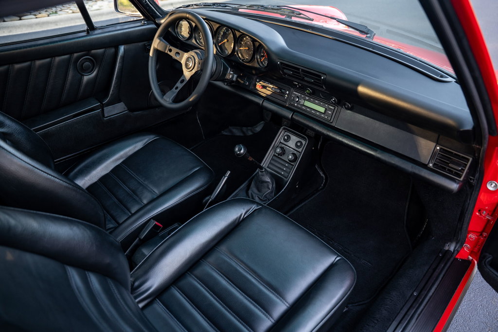 Porsche 911 Carrera 3.2