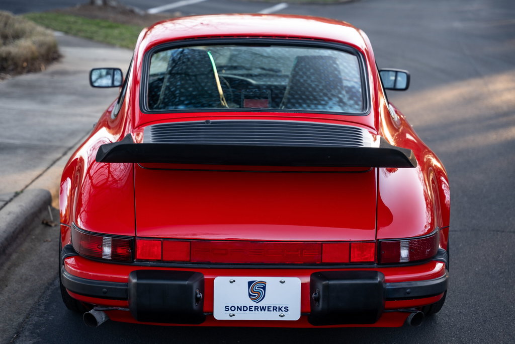 Porsche 911 Carrera 3.2