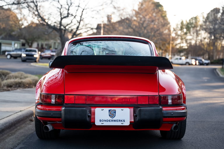 Porsche 911 Carrera 3.2