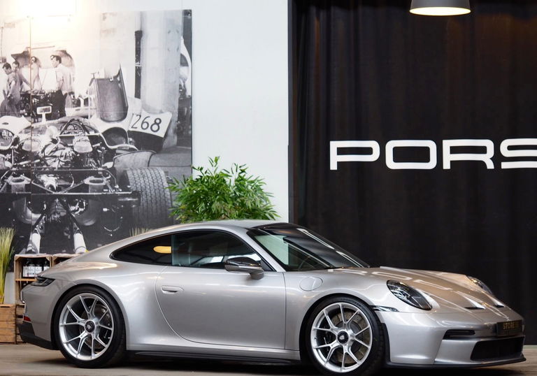 Porsche 992 GT3 Touring