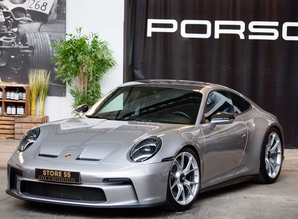 Porsche 992 GT3 Touring