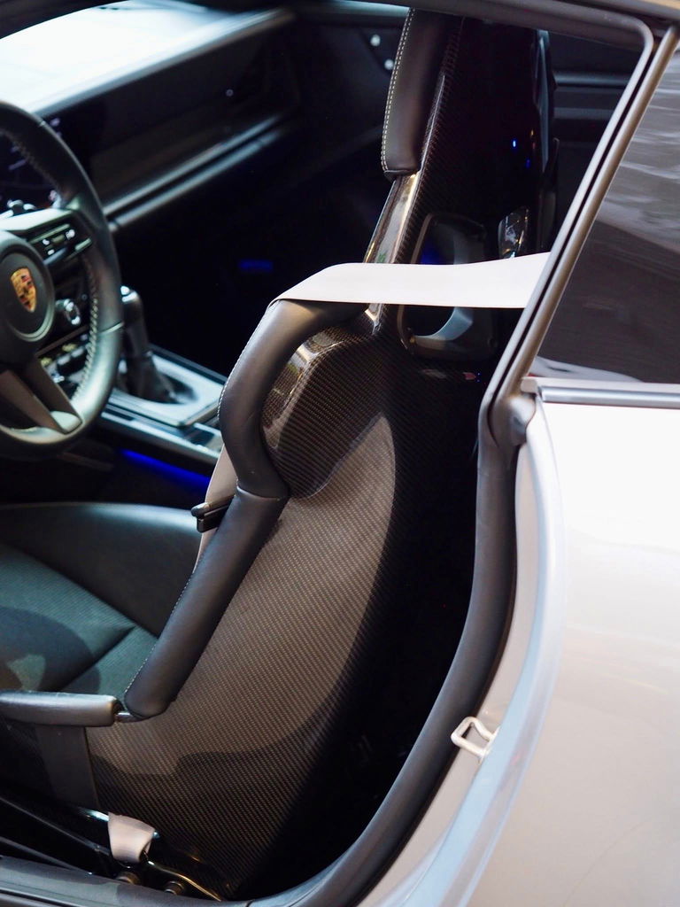 Porsche 992 GT3 Touring