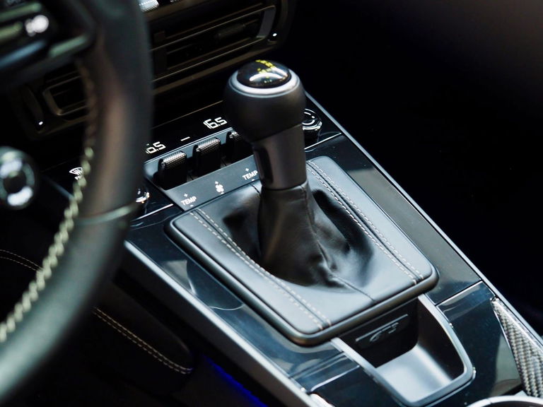 Porsche 992 GT3 Touring