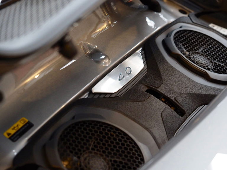 Porsche 992 GT3 Touring