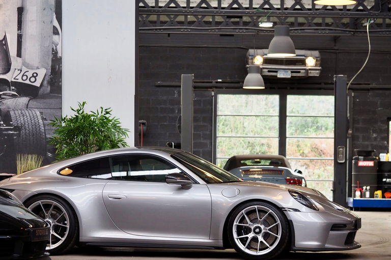 Porsche 992 GT3 Touring