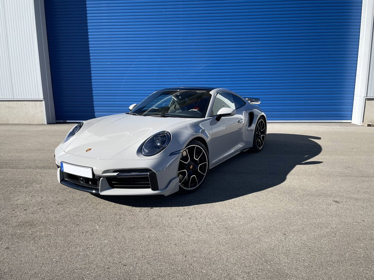 Porsche 992 Turbo