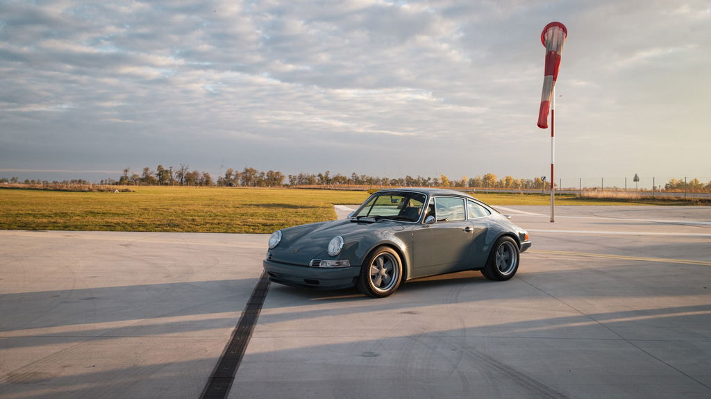 Porsche 911 Backdate