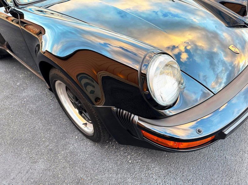 Porsche 911 Turbo 3.3 (US)