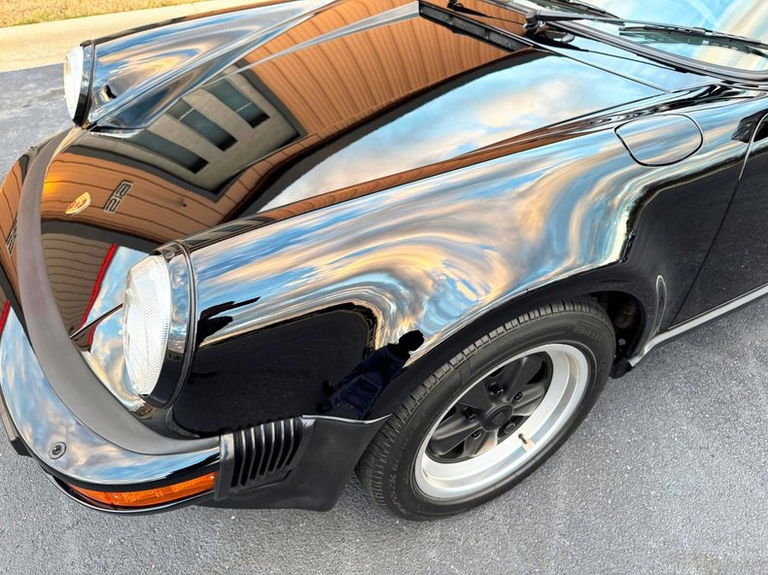 Porsche 911 Turbo 3.3 (US)