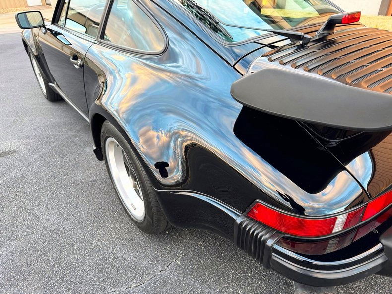 Porsche 911 Turbo 3.3 (US)