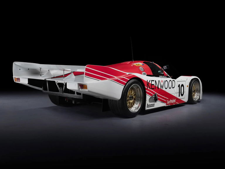 Porsche 962