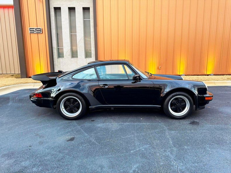 Porsche 911 Turbo 3.3 (US)
