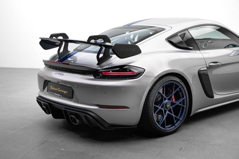 Porsche 718 Cayman GT4 RS