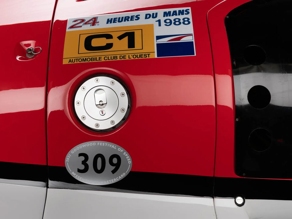 Porsche 962
