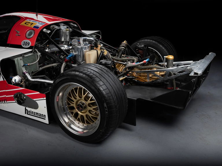Porsche 962