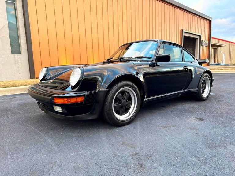 Porsche 911 Turbo 3.3 (US)