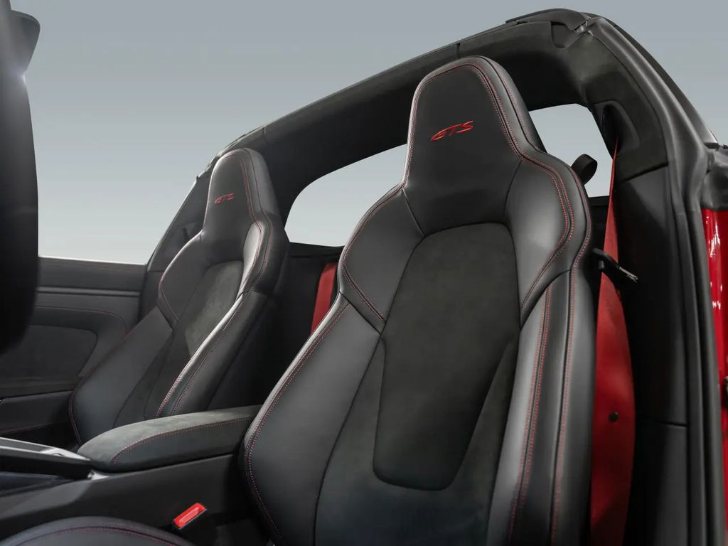 Porsche 992 Targa 4 GTS