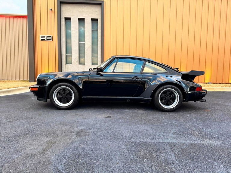 Porsche 911 Turbo 3.3 (US)