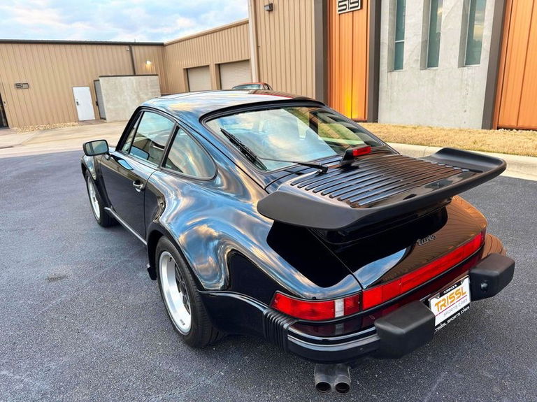 Porsche 911 Turbo 3.3 (US)