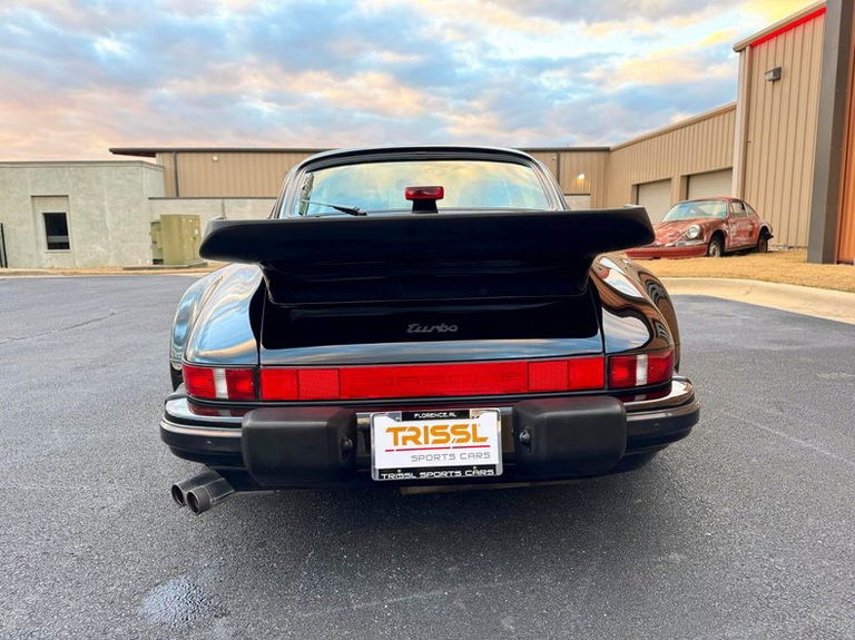 Porsche 911 Turbo 3.3 (US)