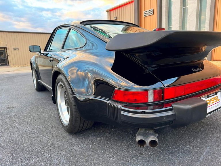Porsche 911 Turbo 3.3 (US)