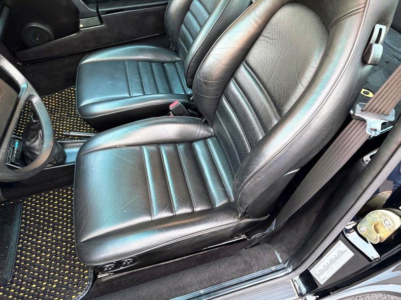 Porsche 911 Turbo 3.3 (US)