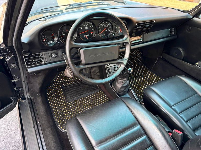 Porsche 911 Turbo 3.3 (US)