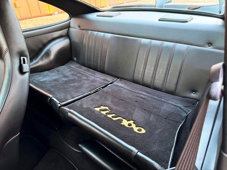 Porsche 911 Turbo 3.3 (US)