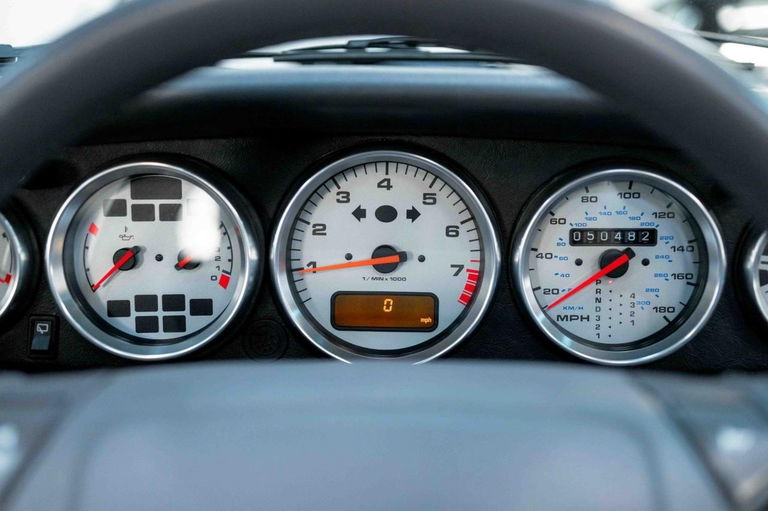 Porsche 964 Carrera 2