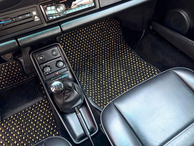 Porsche 911 Turbo 3.3 (US)