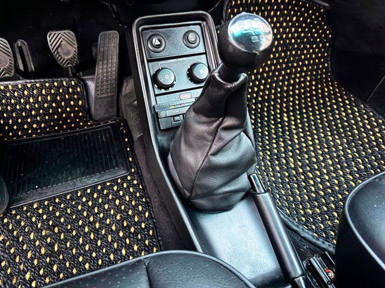 Porsche 911 Turbo 3.3 (US)