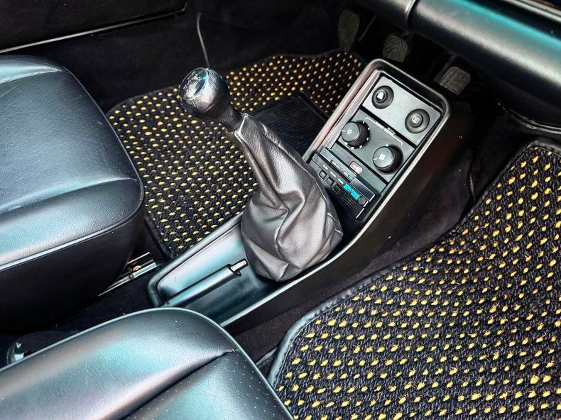 Porsche 911 Turbo 3.3 (US)