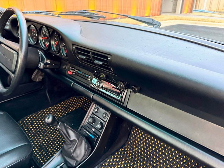 Porsche 911 Turbo 3.3 (US)