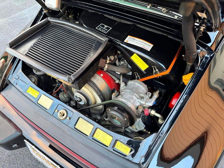 Porsche 911 Turbo 3.3 (US)