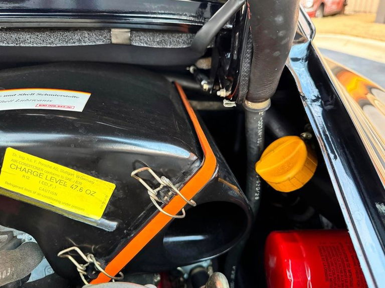 Porsche 911 Turbo 3.3 (US)