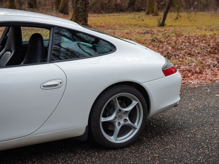 Porsche 996 Carrera