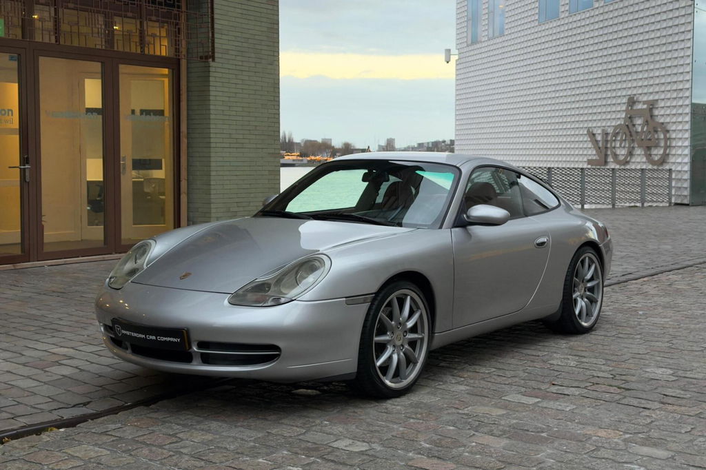 Porsche 996 Carrera