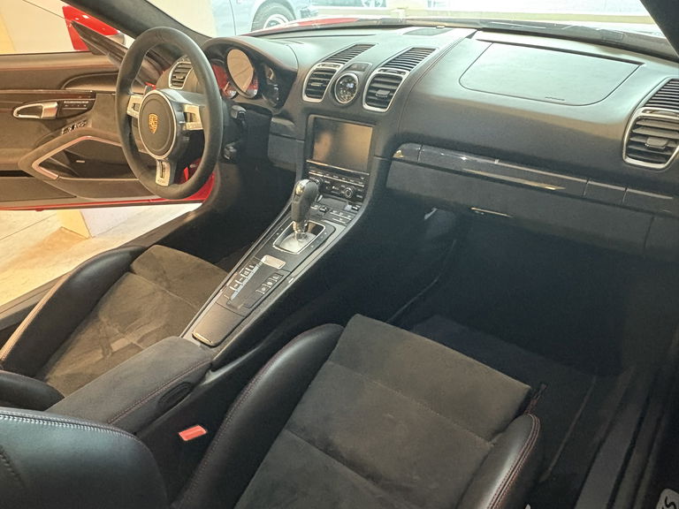 Porsche 981 Cayman GTS