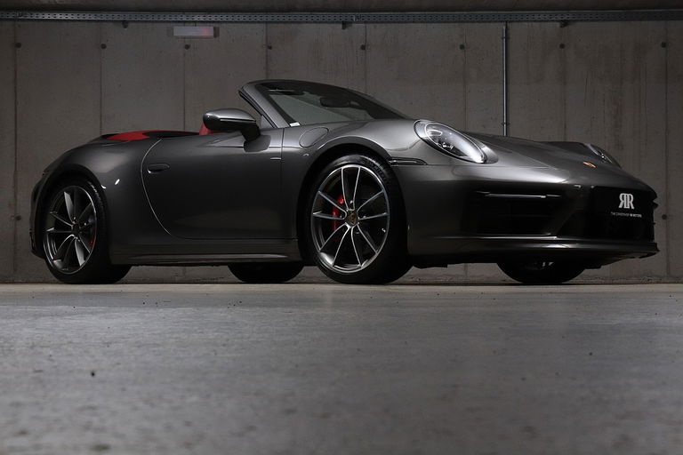 Porsche 992 Carrera 4S