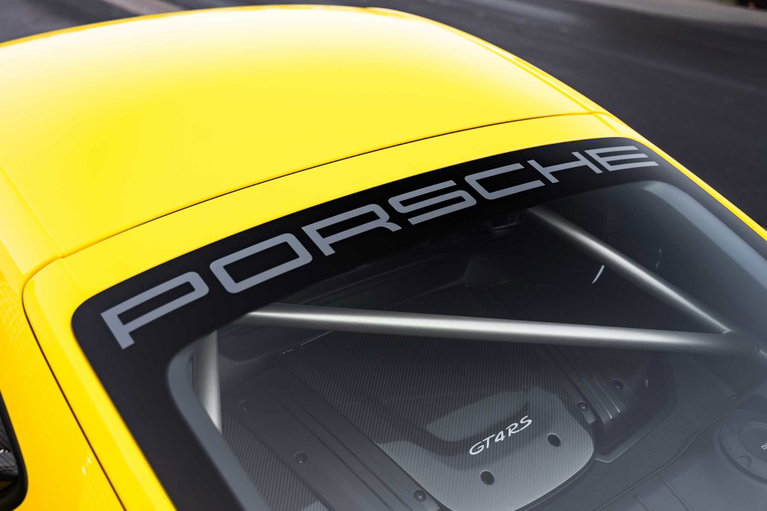 Porsche 718 Cayman GT4 RS