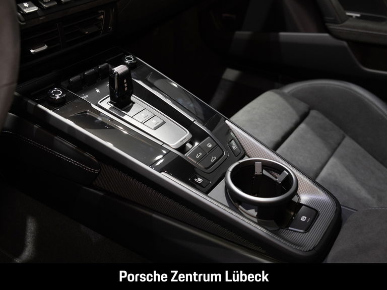 Porsche 992.2 Carrera 4 GTS