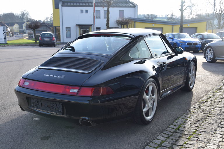 Porsche 993 Carrera 4S