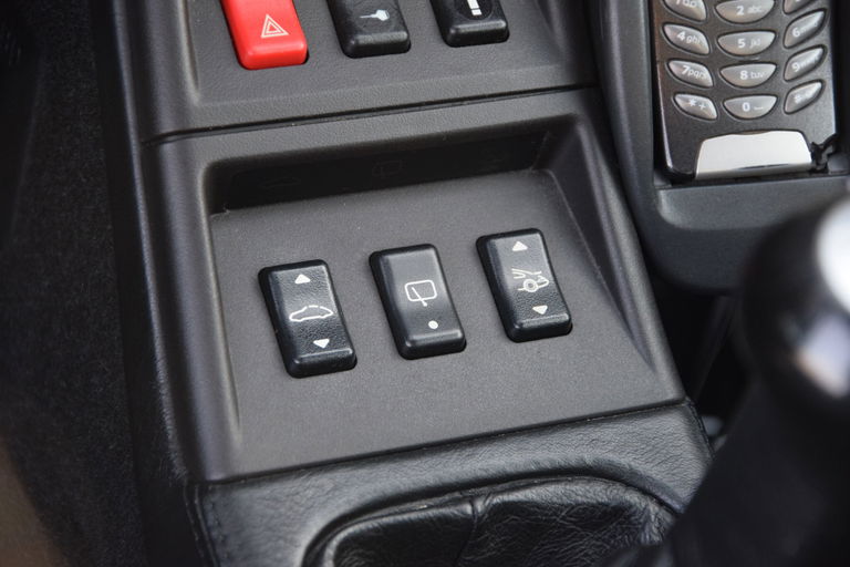 Porsche 993 Carrera 4S