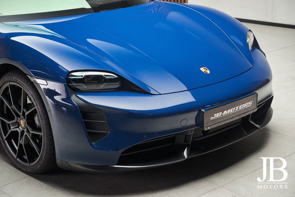 Porsche Taycan GTS Sport Turismo