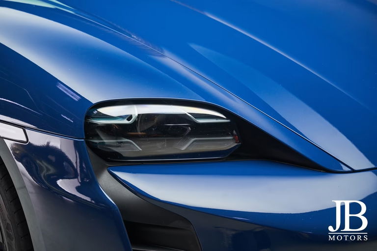 Porsche Taycan GTS Sport Turismo