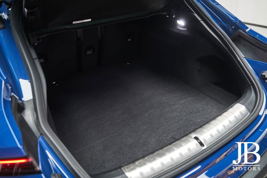 Porsche Taycan GTS Sport Turismo